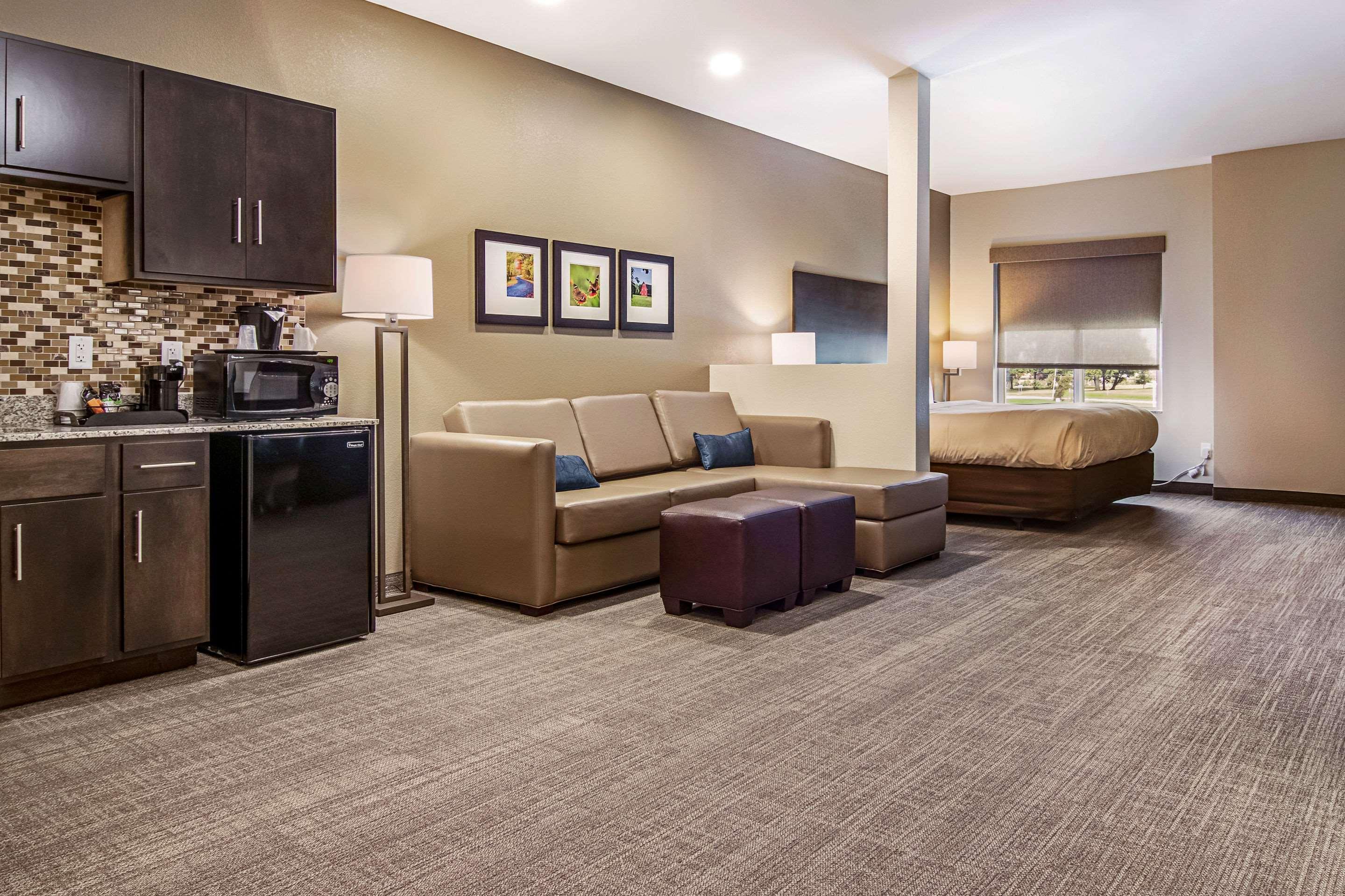 Comfort Suites Wooster Near University Campus Esterno foto