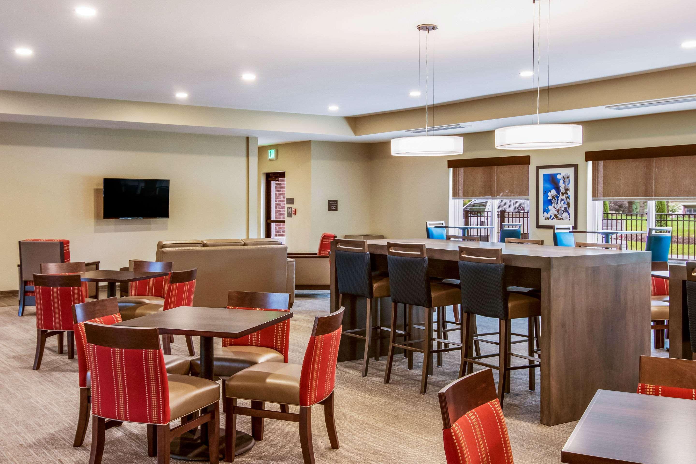 Comfort Suites Wooster Near University Campus Esterno foto