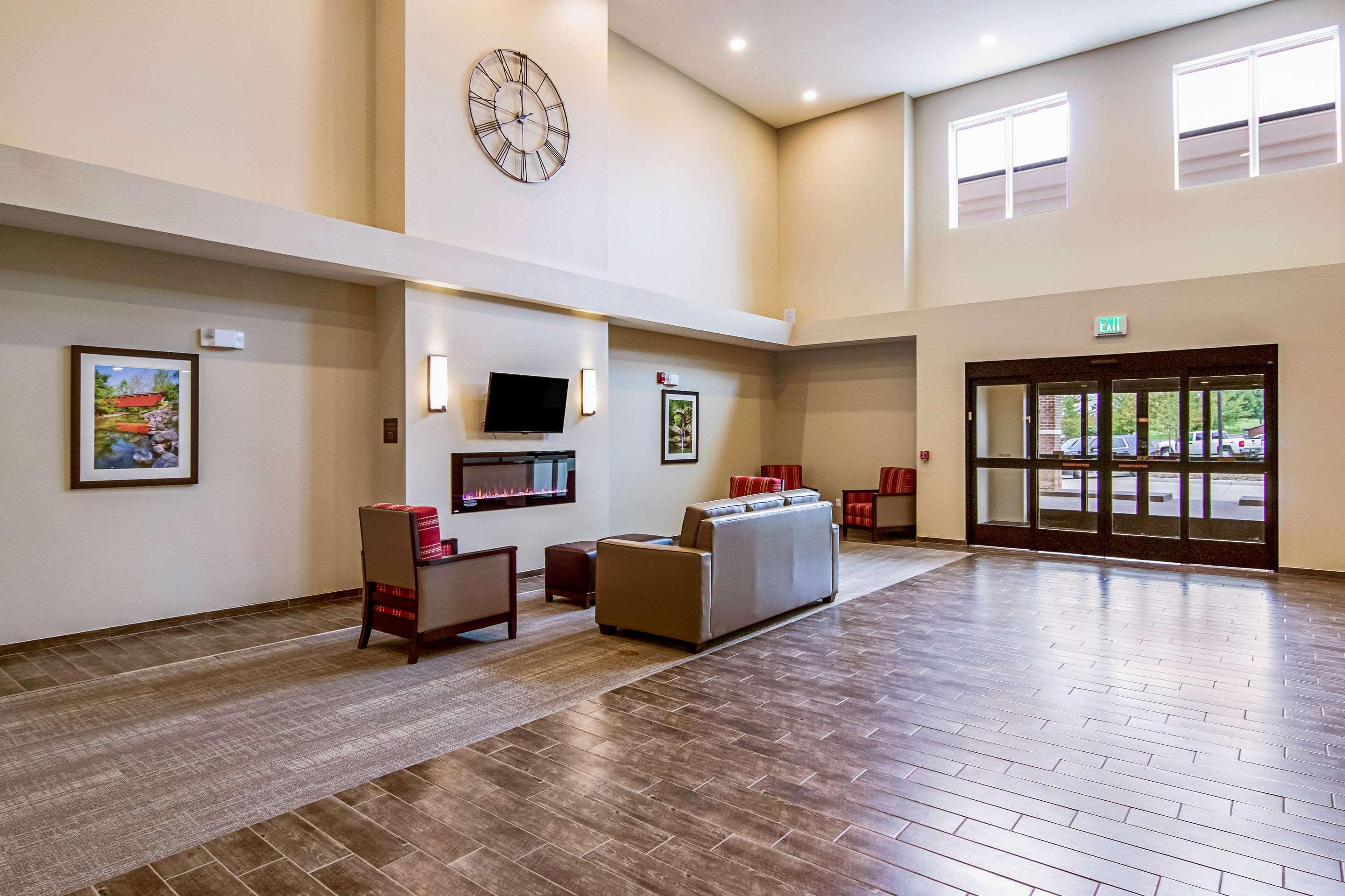 Comfort Suites Wooster Near University Campus Esterno foto