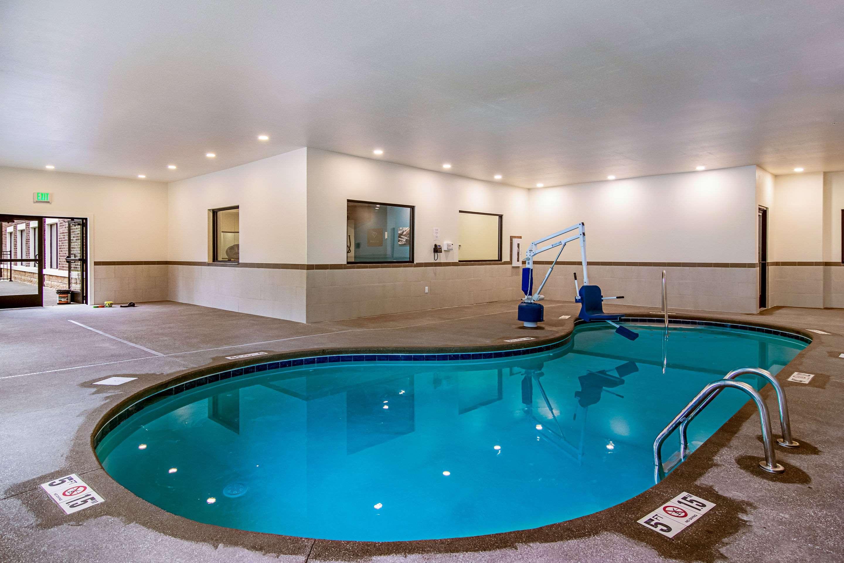 Comfort Suites Wooster Near University Campus Esterno foto