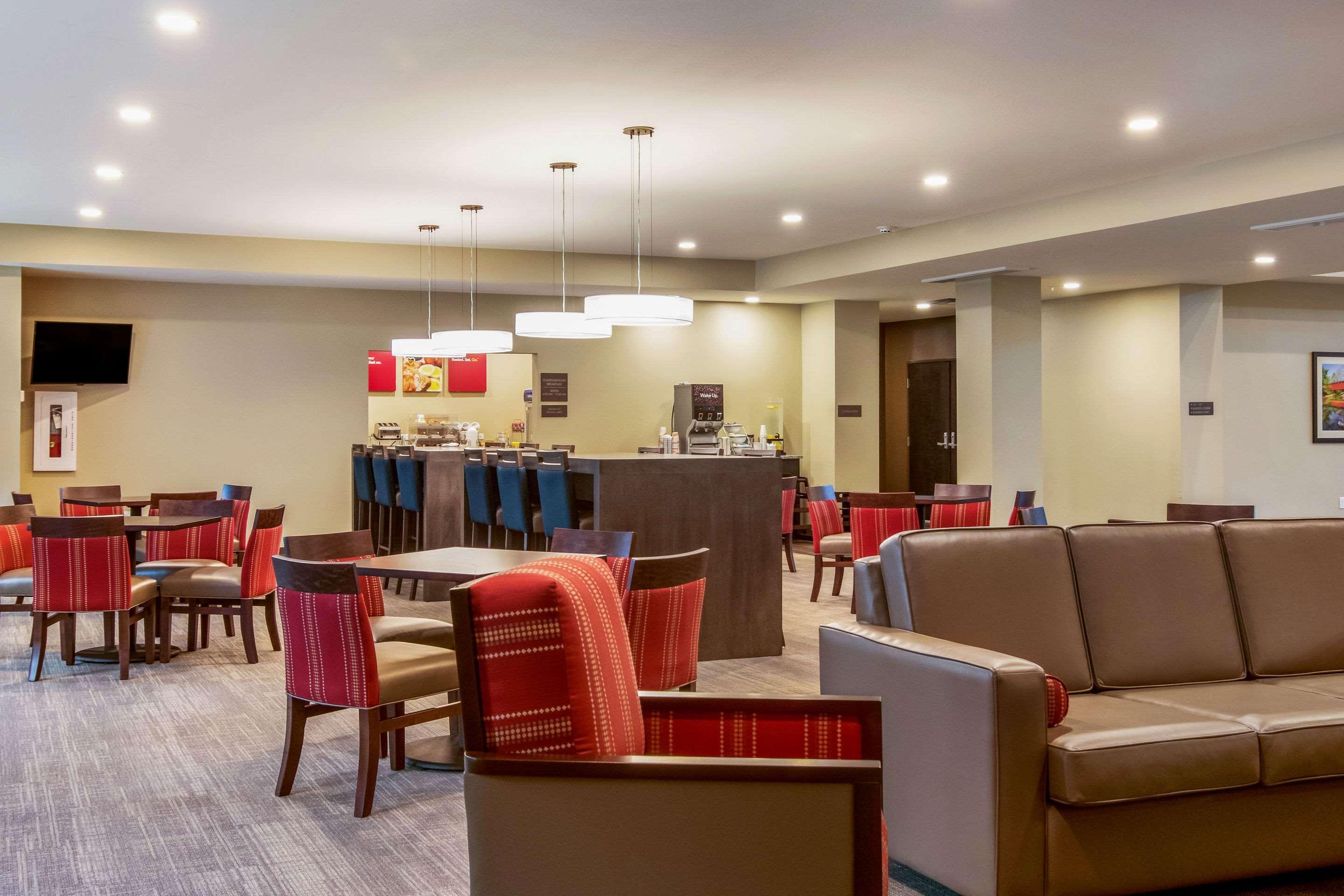 Comfort Suites Wooster Near University Campus Esterno foto