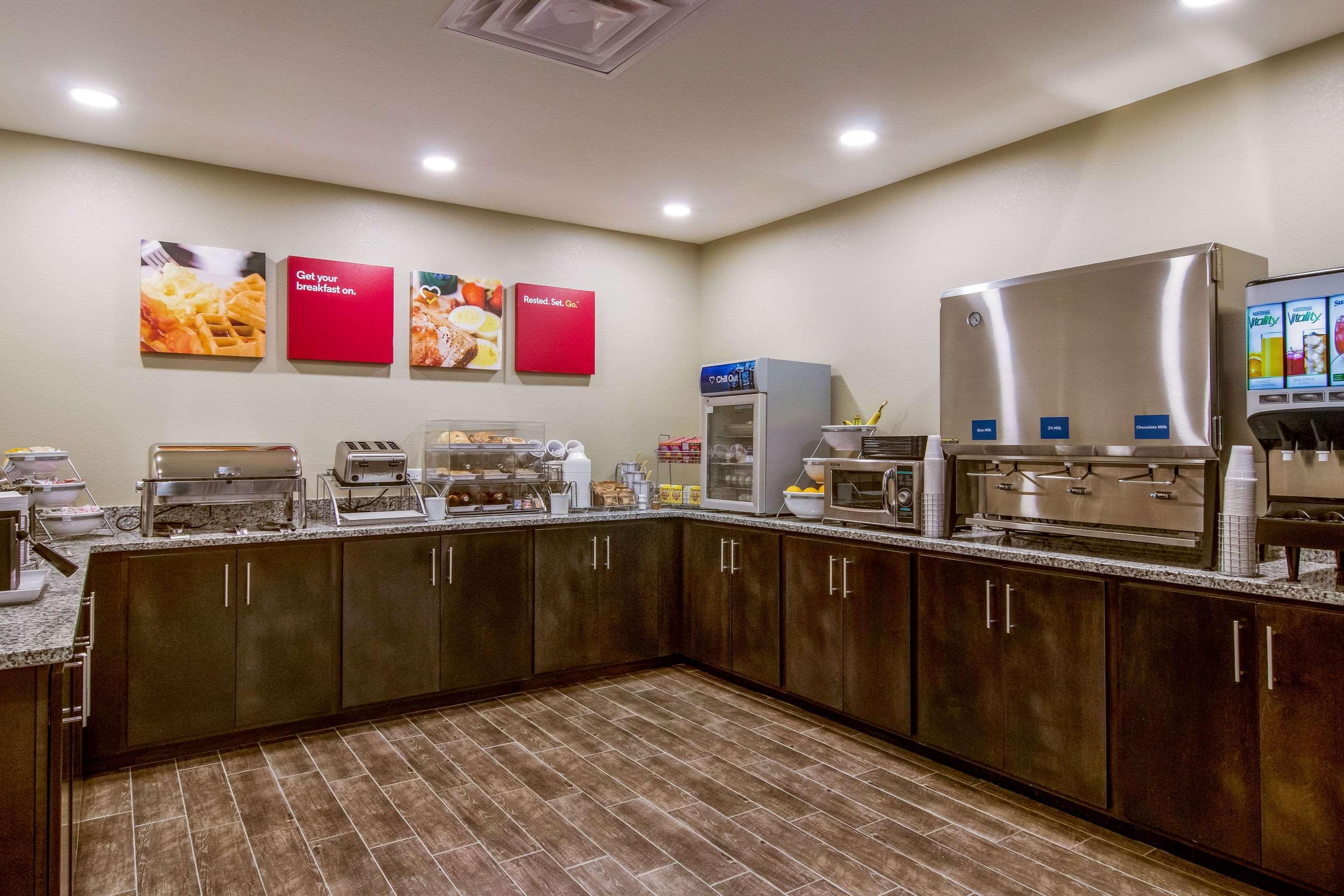 Comfort Suites Wooster Near University Campus Esterno foto
